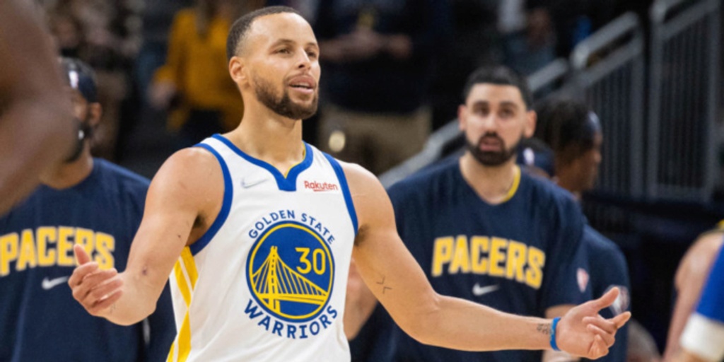 Curry embracing roar of crowds in record-breaking quest