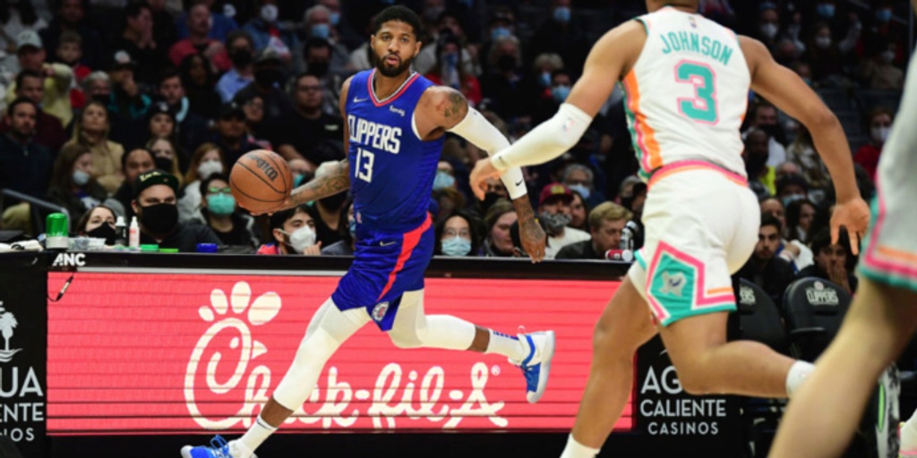 Clippers' Paul George out with torn ligament in right elbow