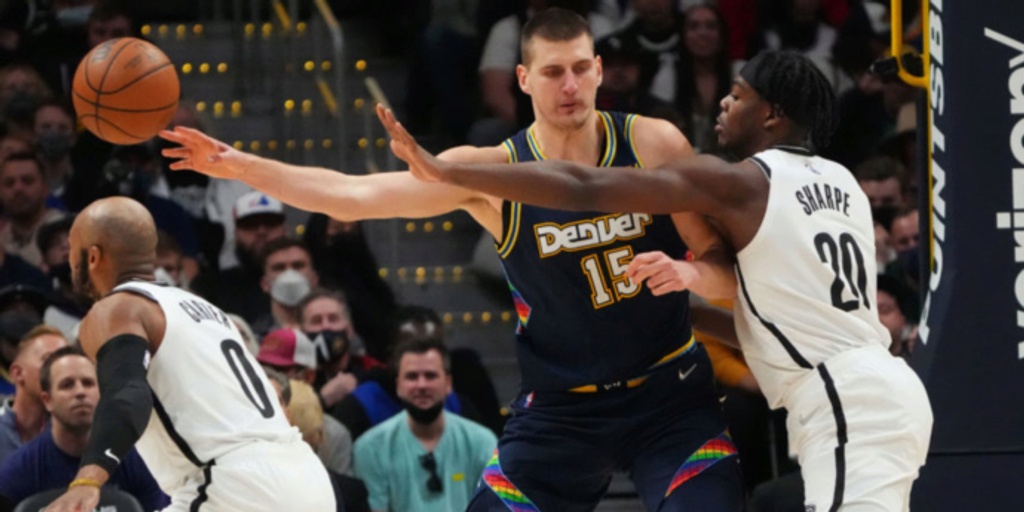 Jokic has triple-double, Nuggets hand Nets 8th loss in a row