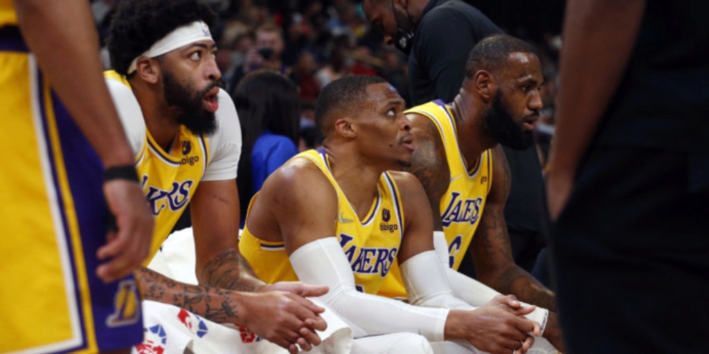 Lakers' brass won't bail out LeBron, vets: 'This is the bed you made'