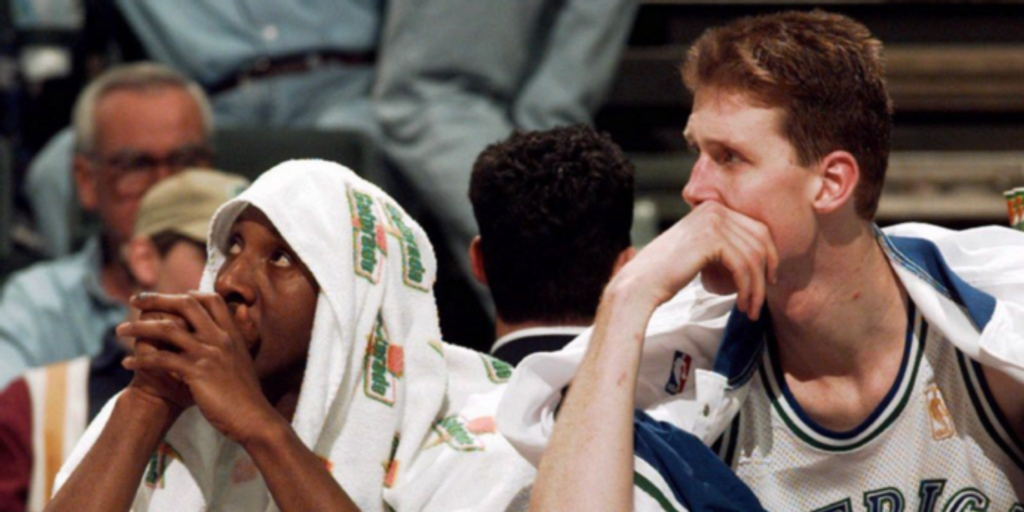 25 years ago, the Mavericks scored just 2 points in an entire quarter