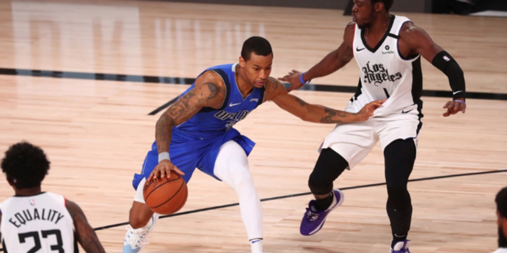 Trey Burke agrees to three-year deal with Mavs