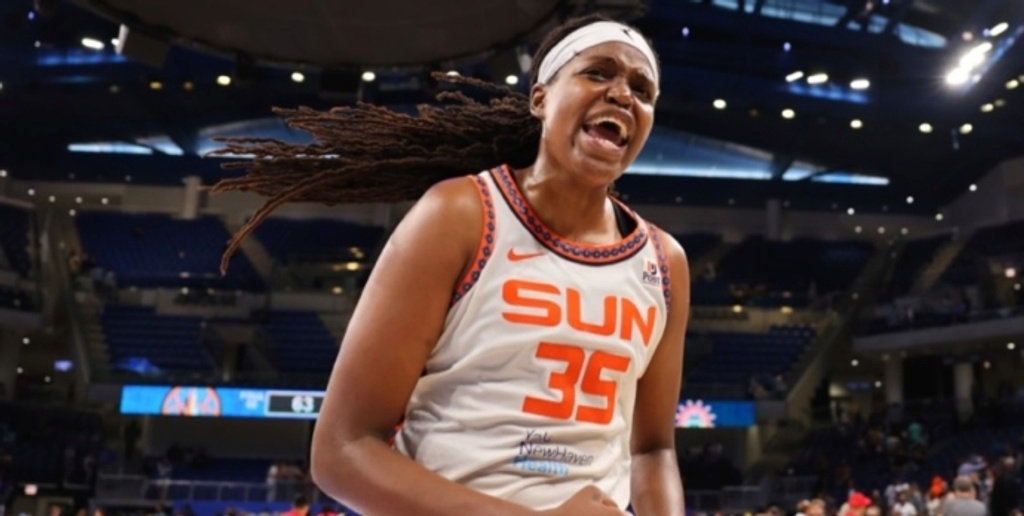 Sun rally in 4th, beat Sky 72-63 to advance to WNBA Finals