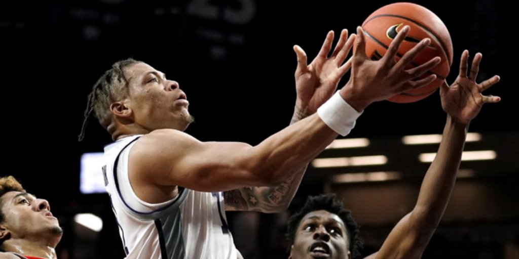 Keyontae Johnson returns two years after collapse as K-State romps
