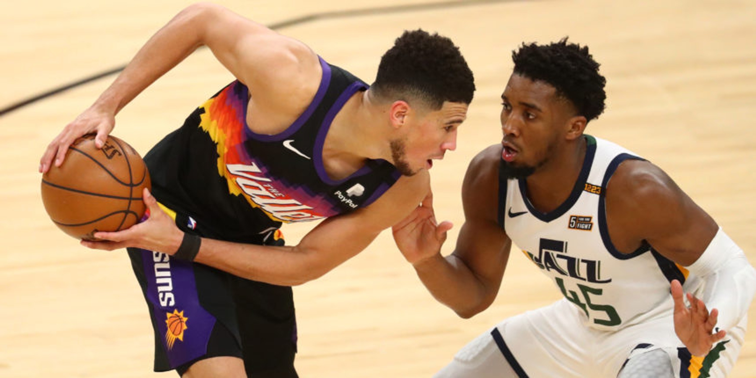 Suns beat Jazz 121-100, pull into tie atop the West standings