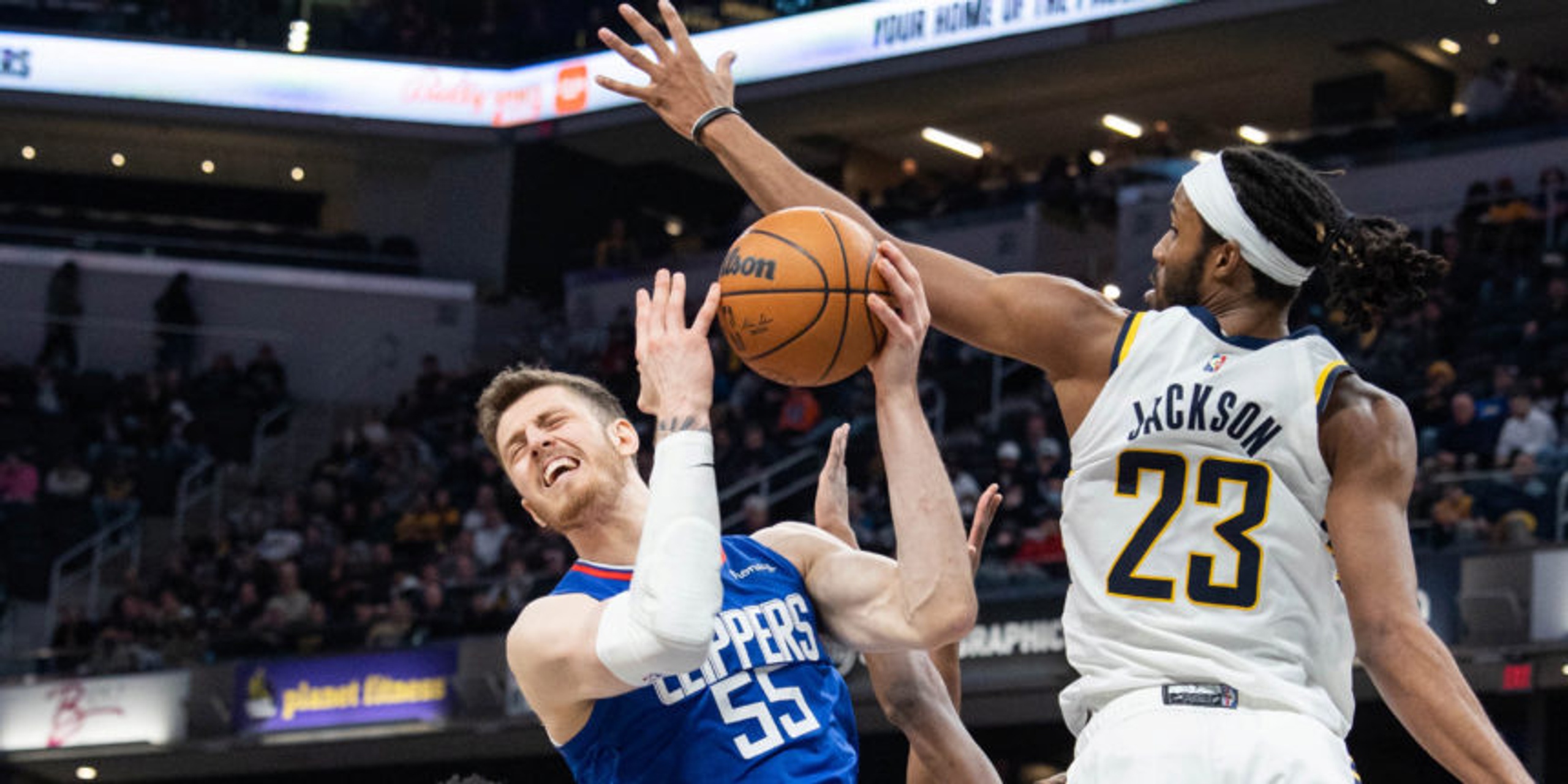 Jackson's breakout game sends Pacers past Clippers 122-116