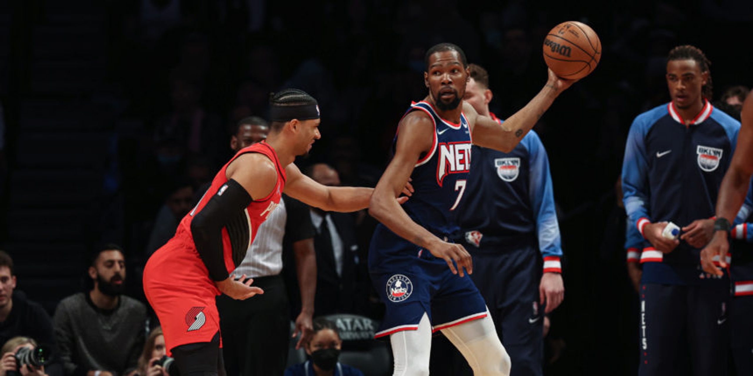 Durant, Curry lead Nets back to beat Trail Blazers 128-123