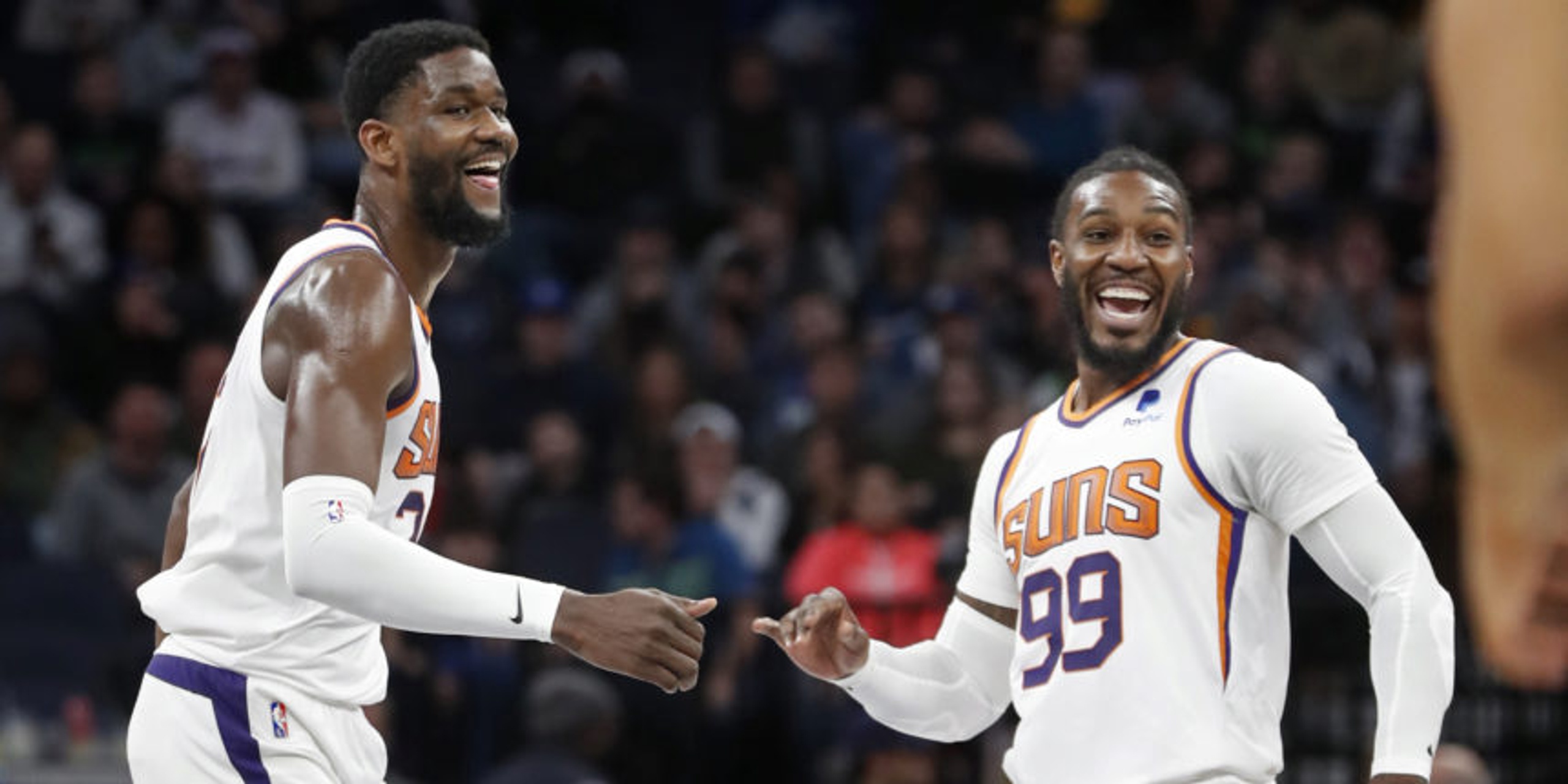 Ayton has career-high 35 points, Suns rally past T-Wolves