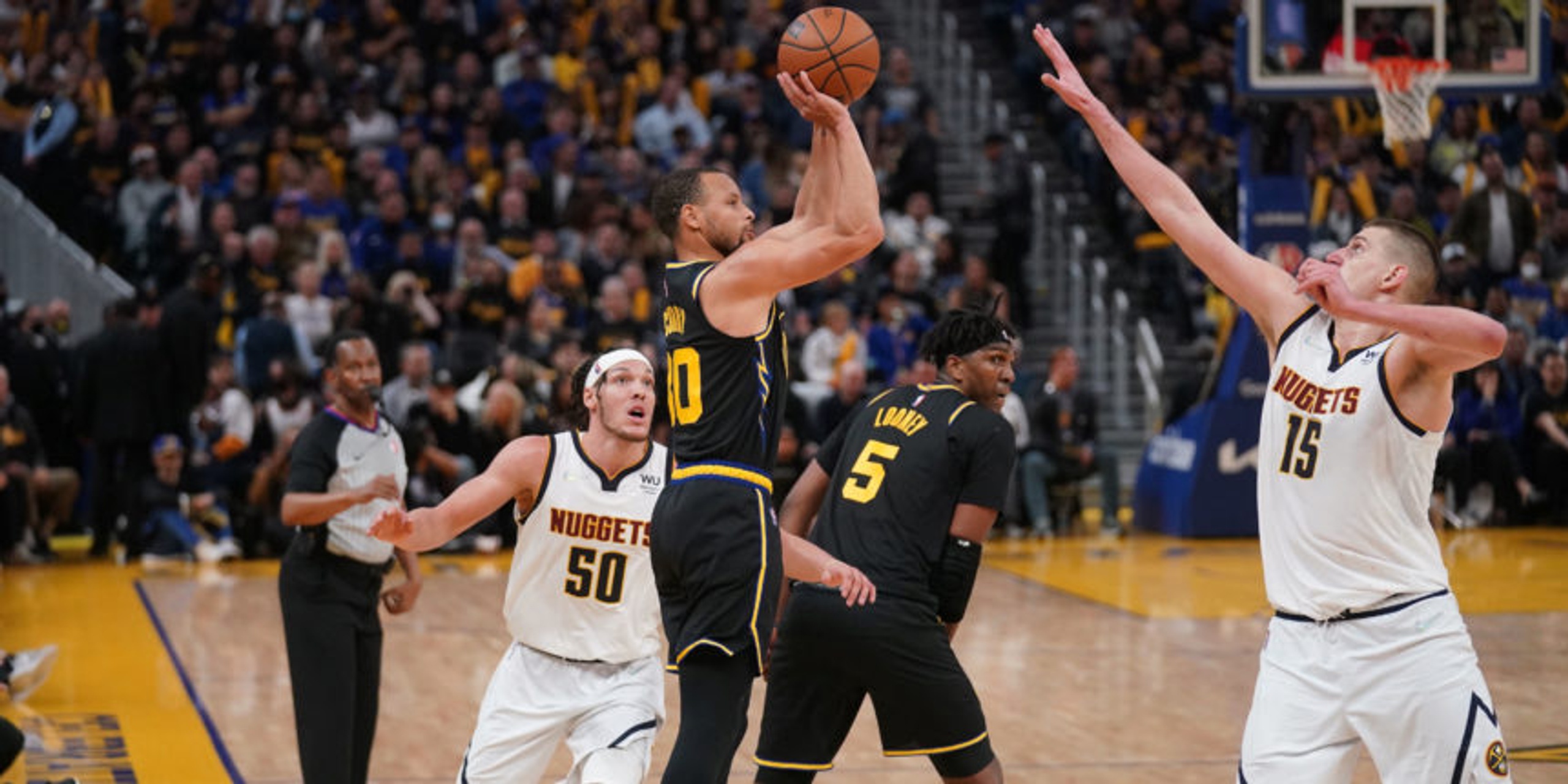 Curry, Warriors hold off Jokic, eliminate Nuggets in Game 5