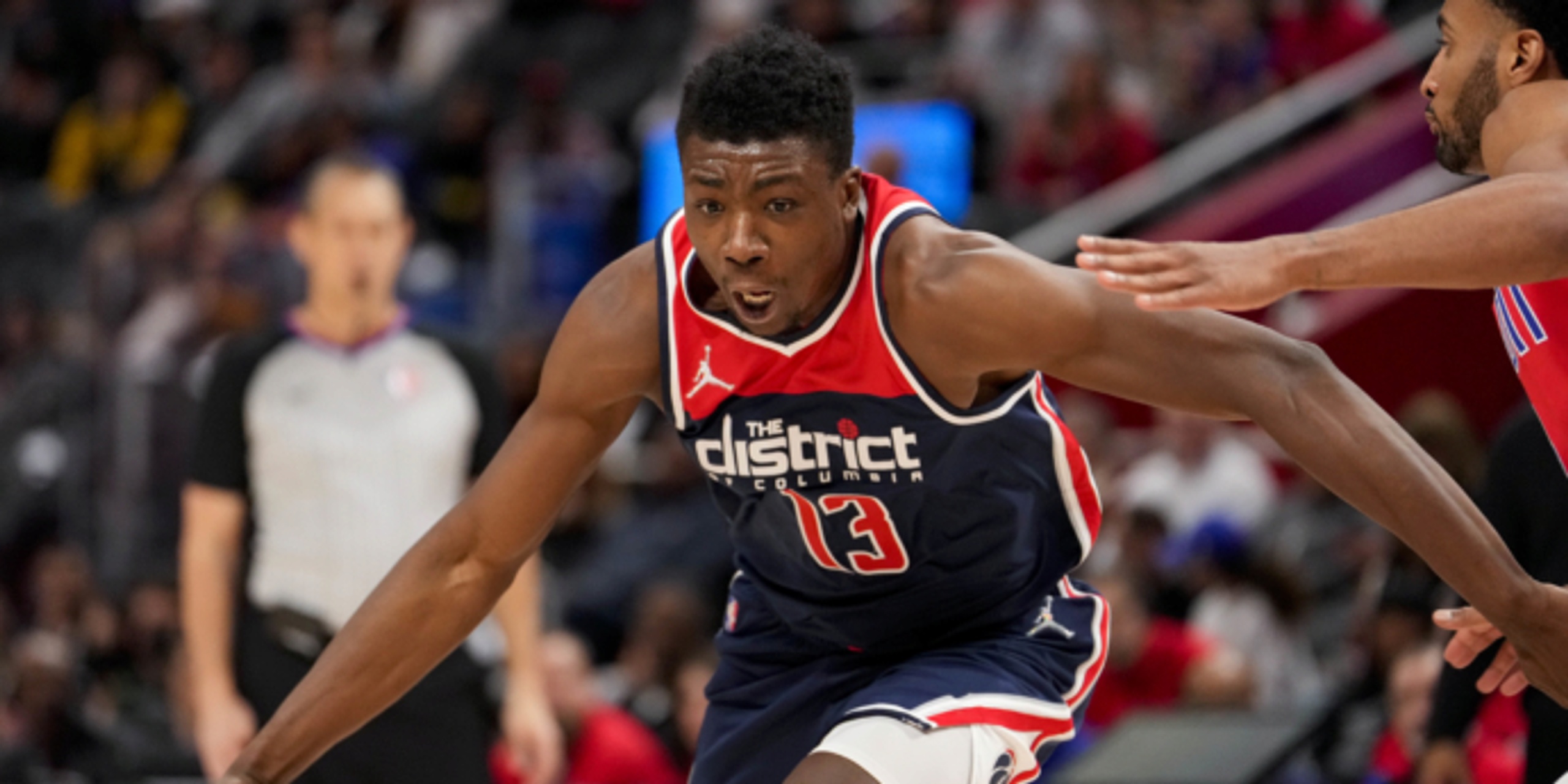 Thomas Bryant, Lakers agree to one-year deal