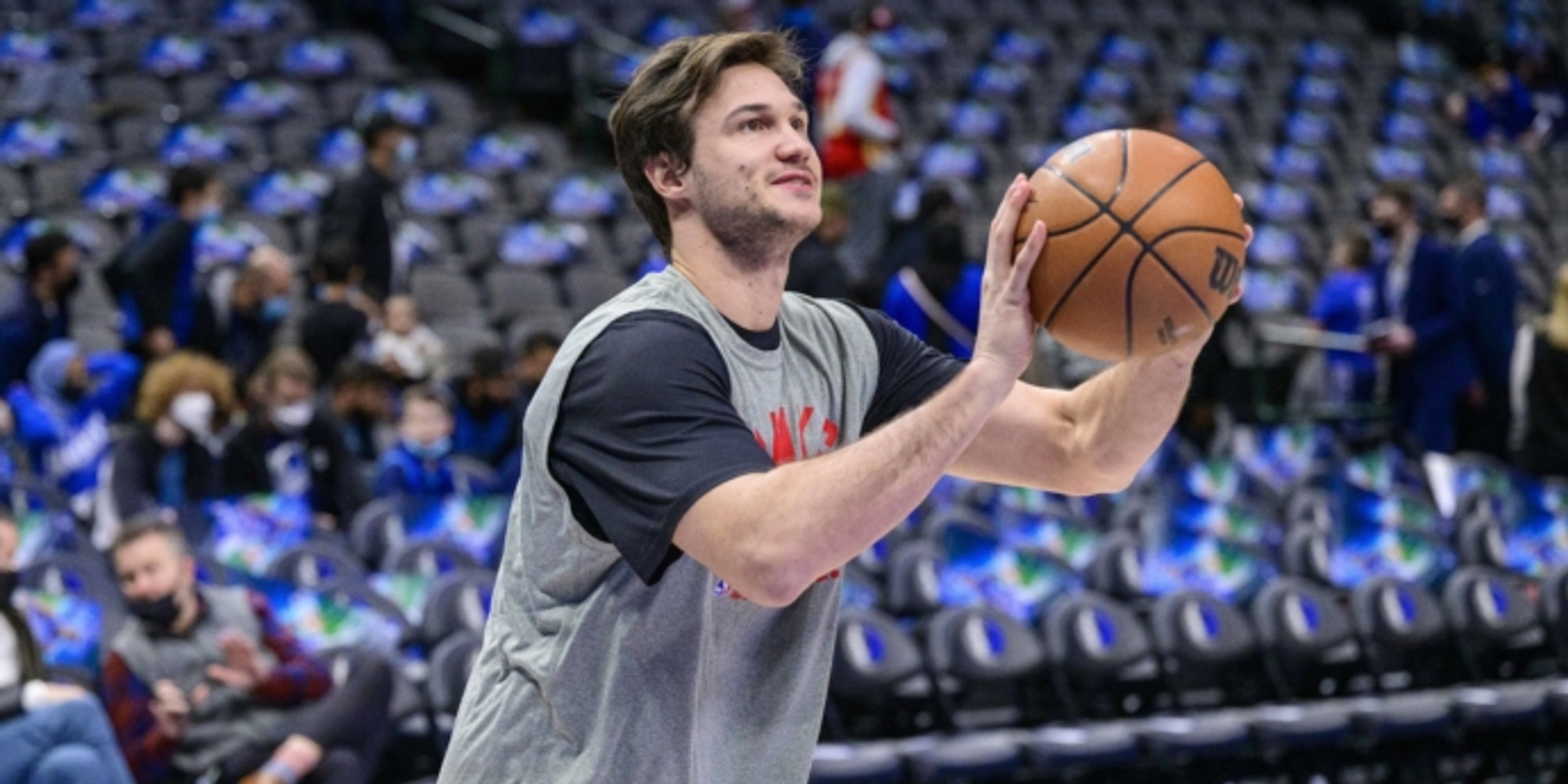 Shams: Danilo Gallinari's ACL intact, will get an MRI on Sunday