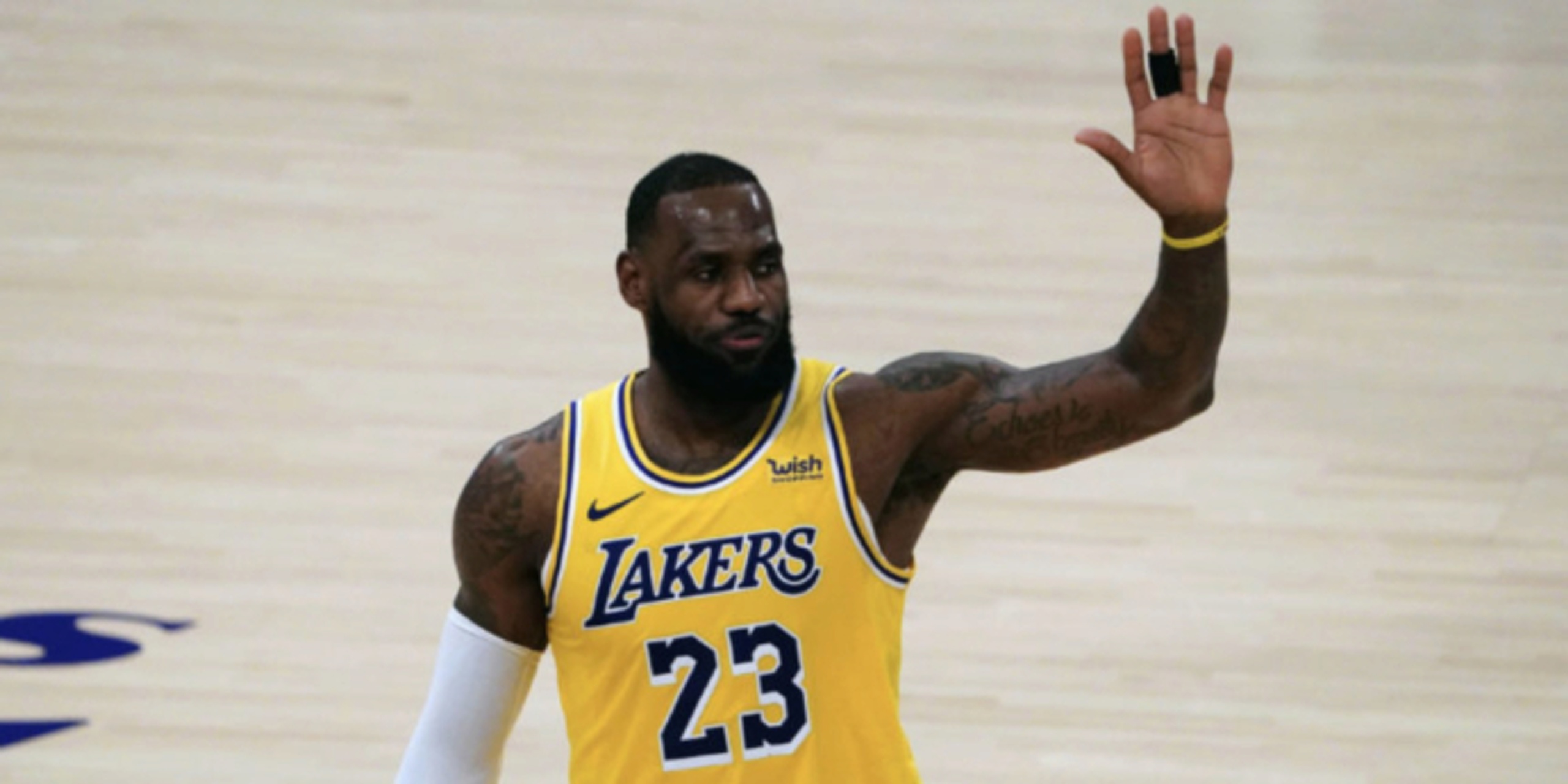 LeBron James becomes third player to score 35,000 career points