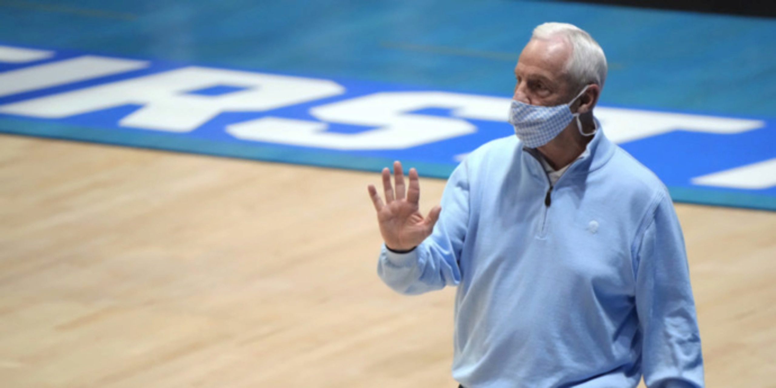North Carolina head coach Roy Williams to retire from coaching