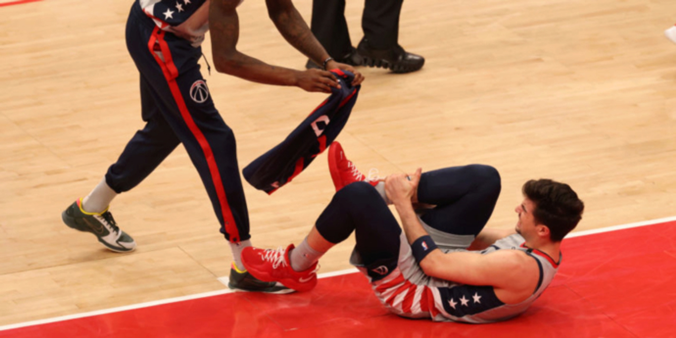 Wizards rookie Deni Avdija fractures ankle, out for season