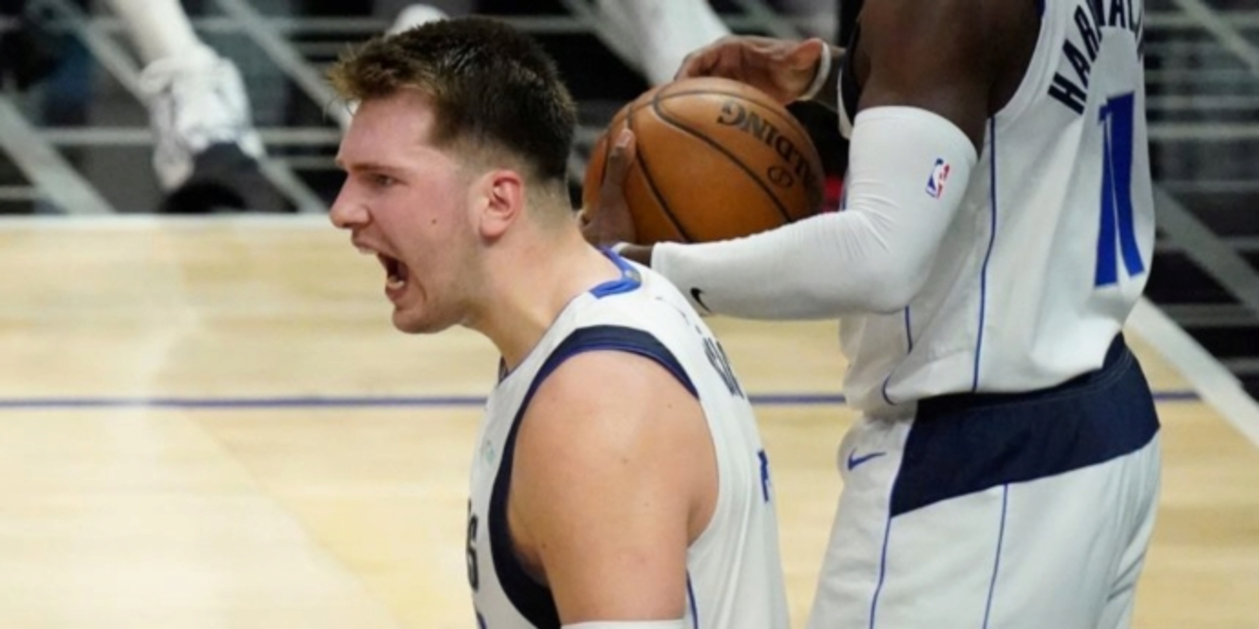 Luka Doncic has 31 points, Mavs beat Clippers 113-102 in Game 1