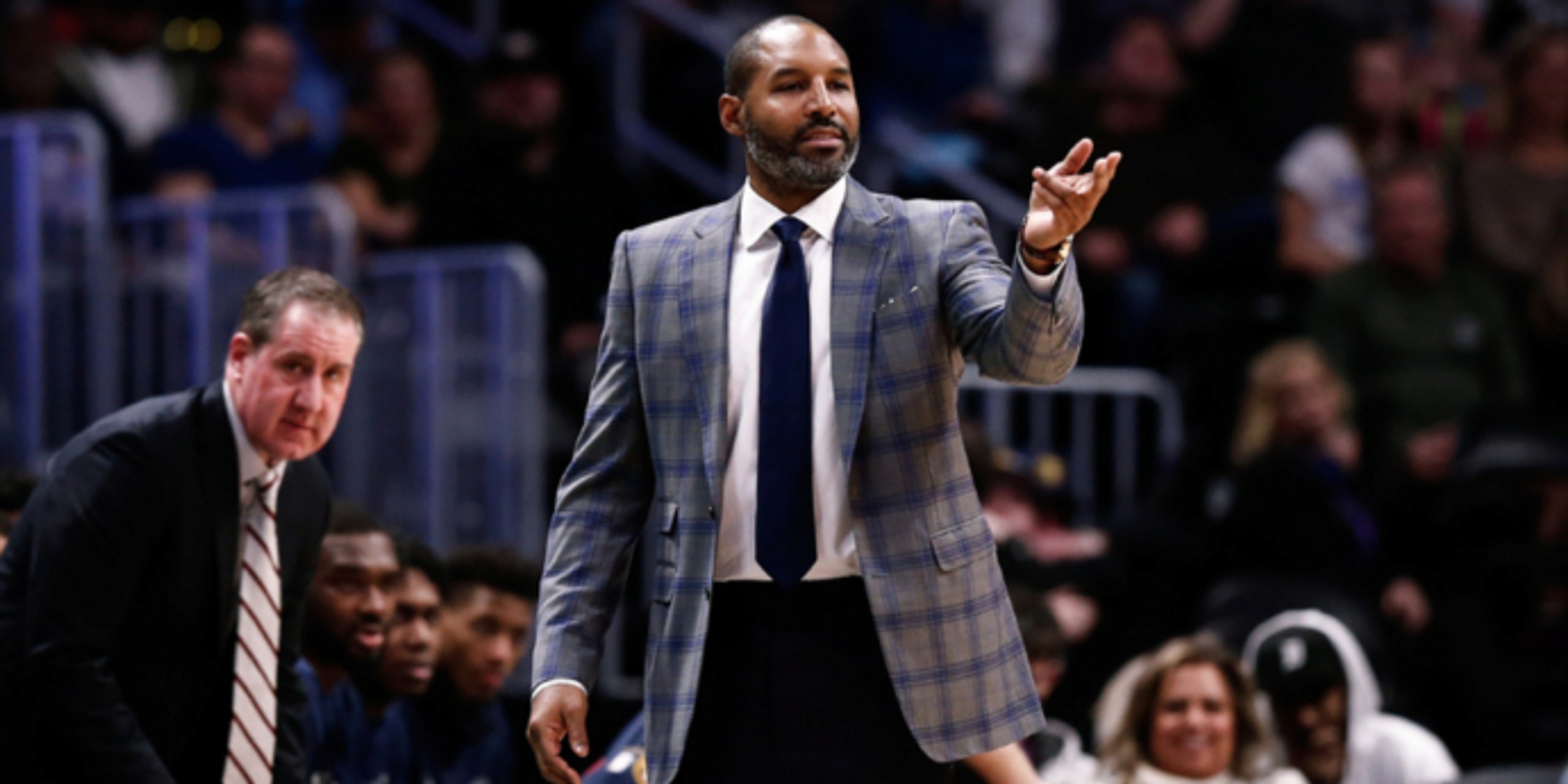 Rockets to interview T-Wolves associate coach