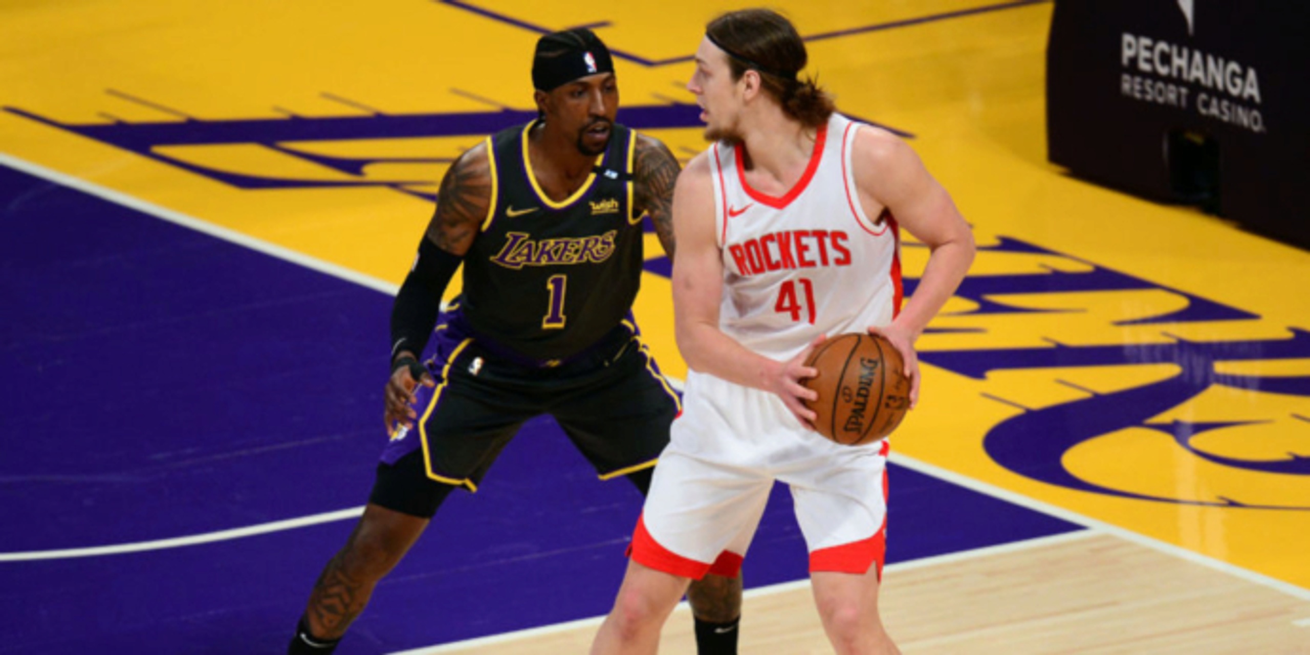 Pistons interested in signing Kelly Olynyk
