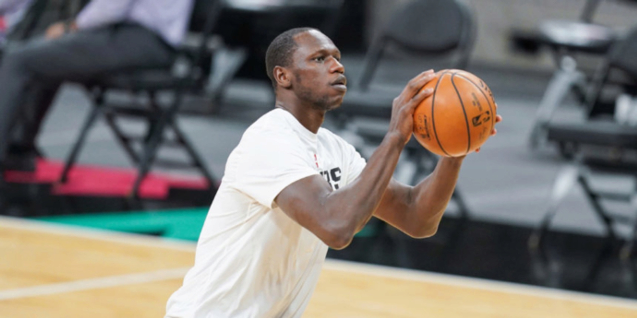 Gorgui Dieng generating free-agent interest from Suns and Spurs