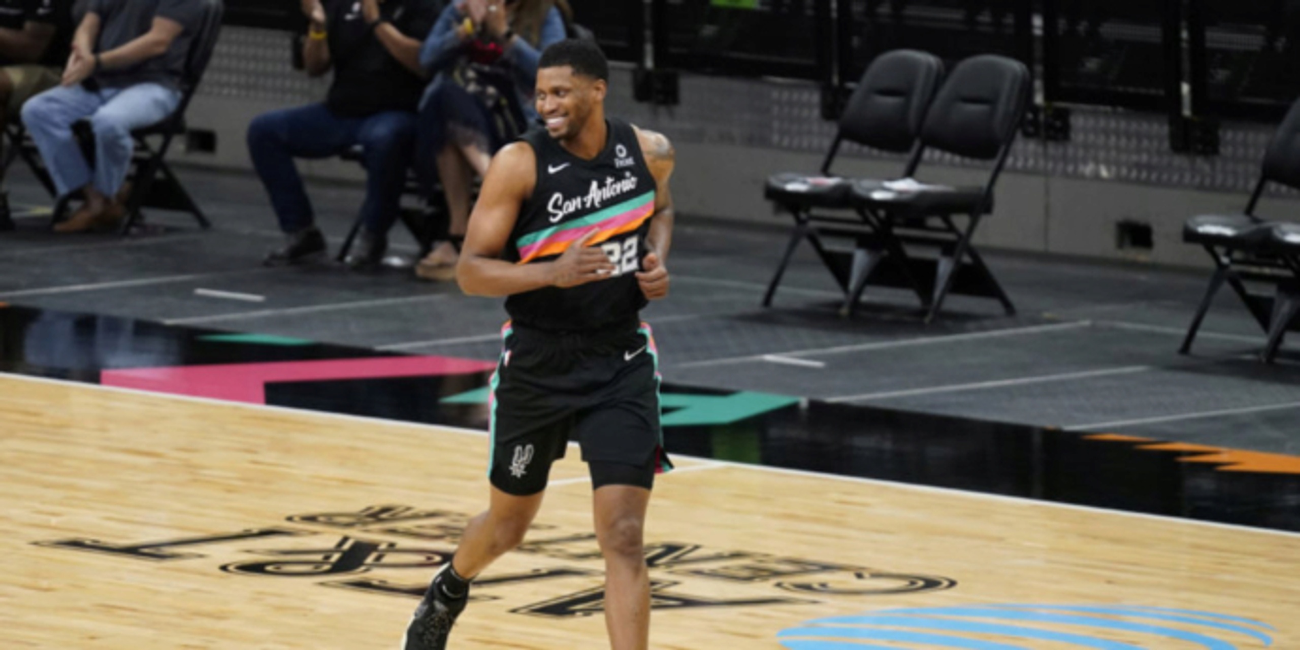 Rudy Gay agrees to two-year, $12 million contract with Utah Jazz