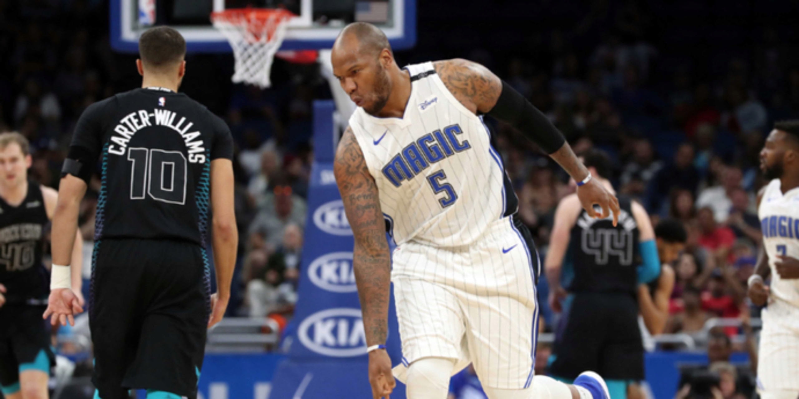 Marreese Speights re-signs deal in China