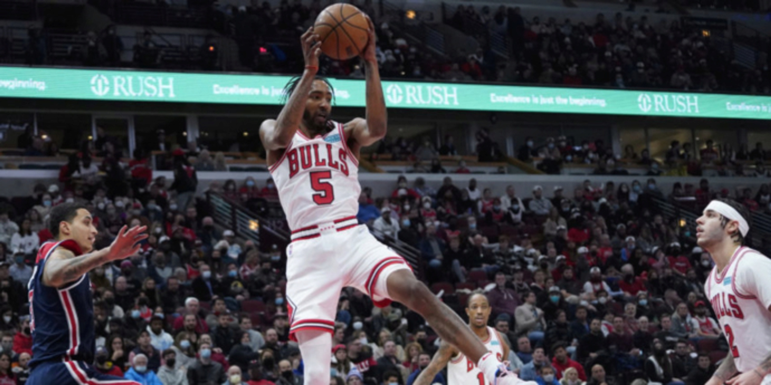 Bulls' Derrick Jones Jr. could miss 6-8 weeks with broken finger