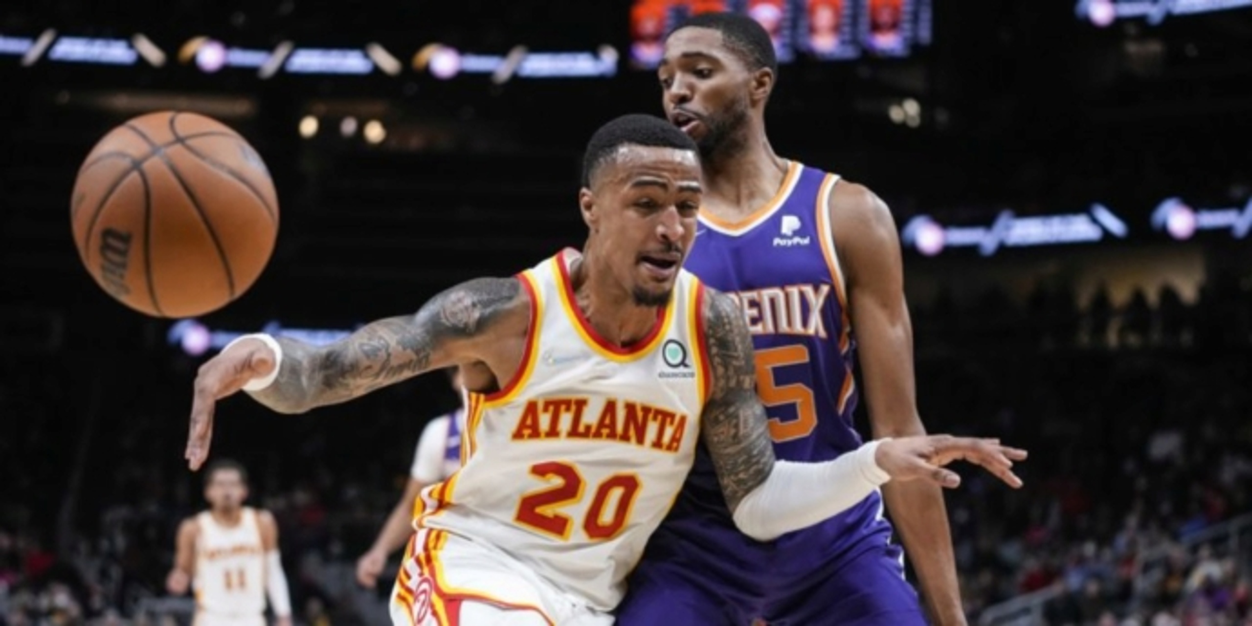 Hawks' John Collins out indefinitely with right foot injury