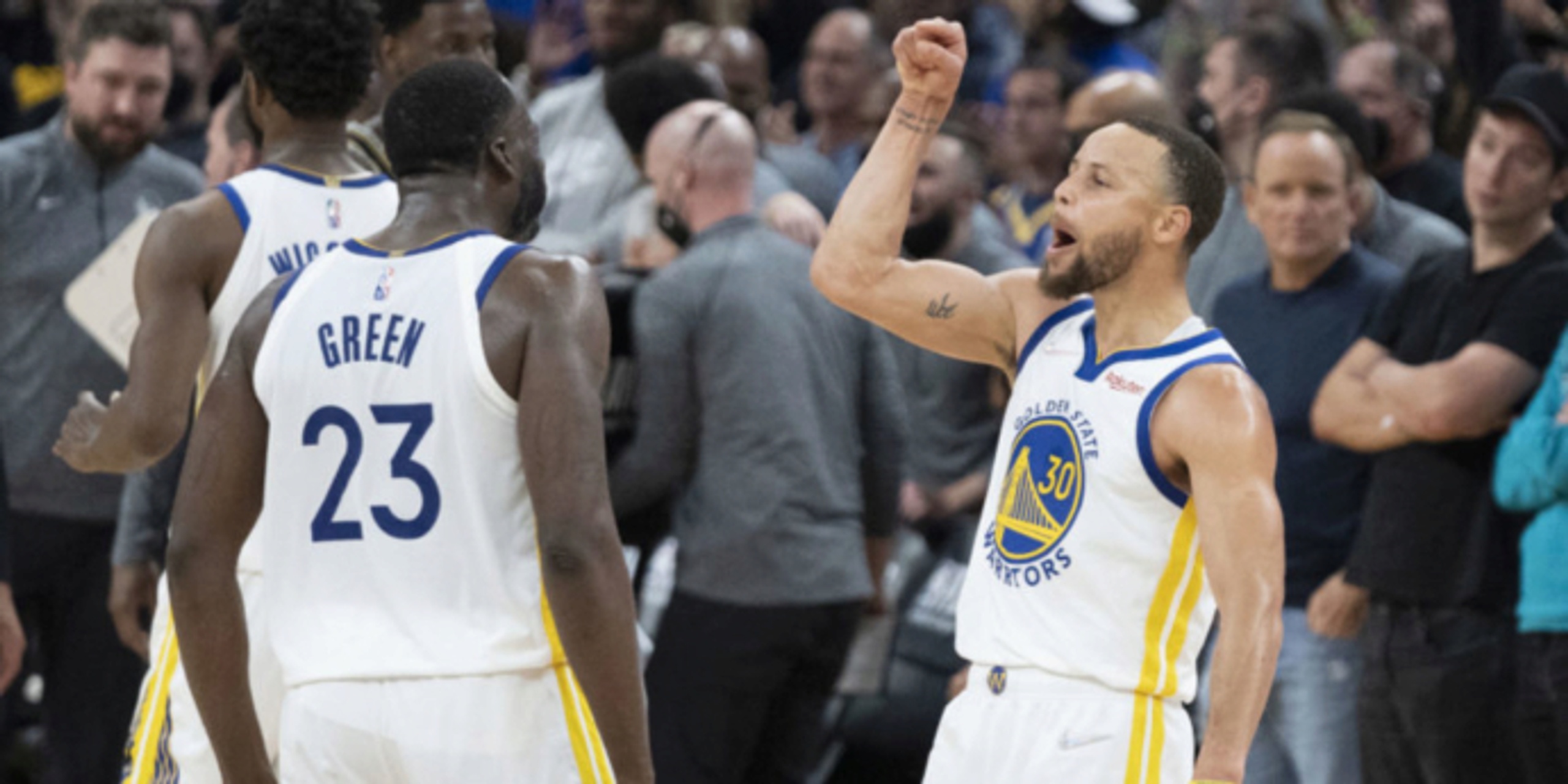 Curry, Warriors rally past Grizzlies 101-98 for 3-1 lead