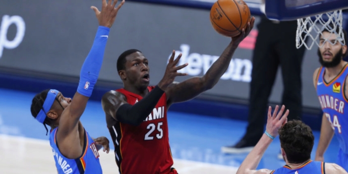 www.basketballnews.com