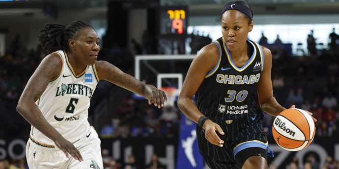 Los Angeles Sparks are quietly crushing WNBA free agency - JWS