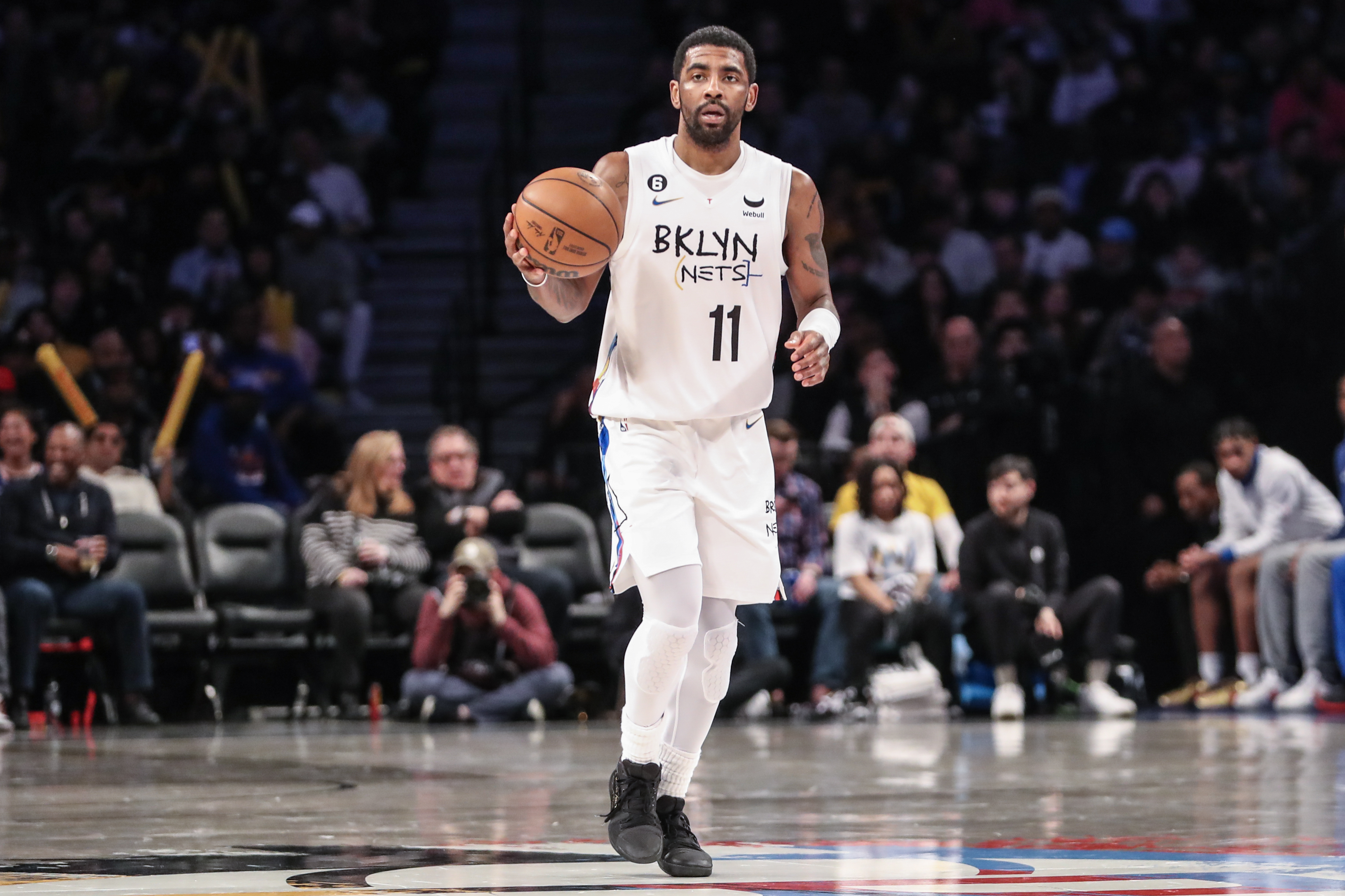 Clutch' Kyrie Irving Sets New Career-High with 57 vs. Spurs 