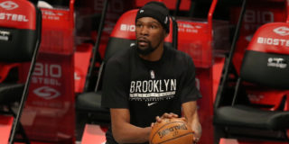 Kevin Durant apologizes for profane DMs to Michael Rapaport