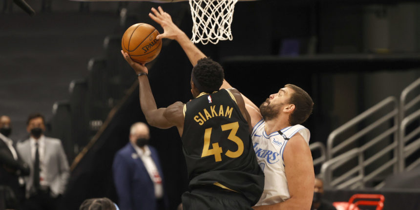 NBA Tweets of the Day: Packing and Unpacking