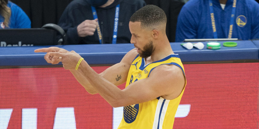 Stephen Curry sets NBA record for 3-pointers in a month with 85