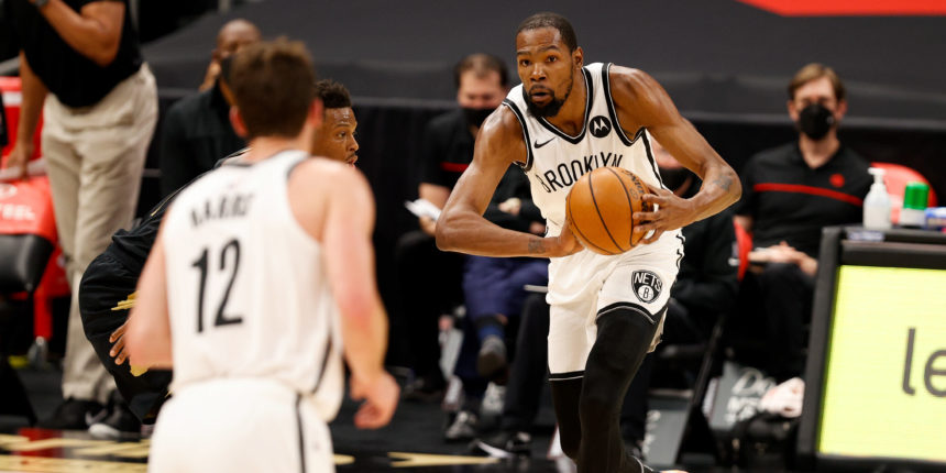 Kevin Durant, Nets rally past Raptors 116-103, clinch playoff spot