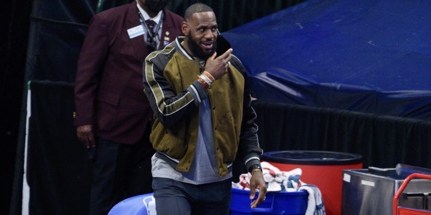 LeBron James rookie card sells for $5.2M, tying mark for most expensive sports card