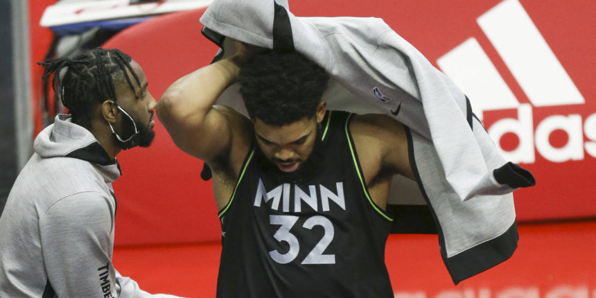 Wolves met with George Floyd’s family, gave them game ball from Kings win