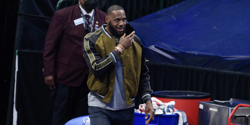 LeBron James expected to return tonight vs. Sacramento Kings