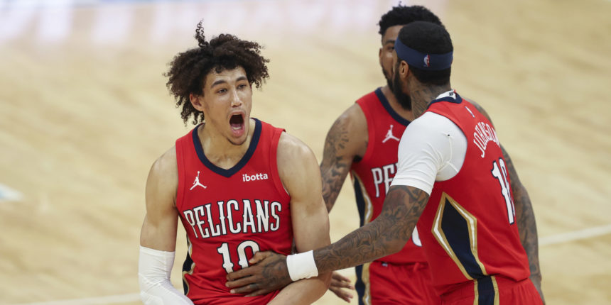 Pelicans beat Hornets 112-110 to keep play-in hopes alive