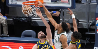 Giannis Antetokounmpo, Bucks roll past short-handed Pacers, 142-133