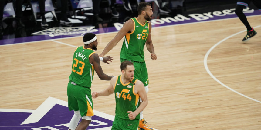 Jazz take top spot in NBA playoffs, thump Kings 121-99