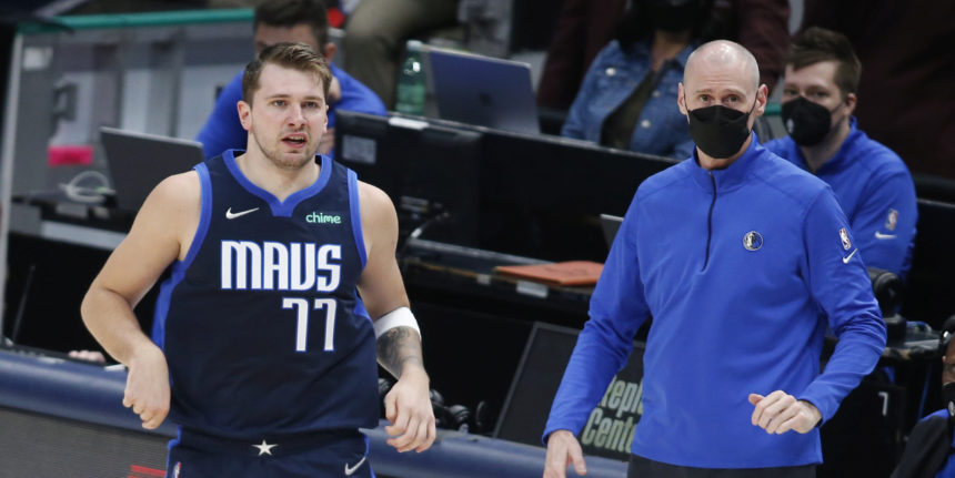 Mavs executive Haralabos Voulgaris made rotation calls, tuned out scouts
