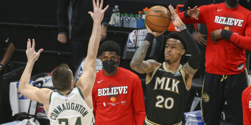Hawks extend qualifying offer to John Collins