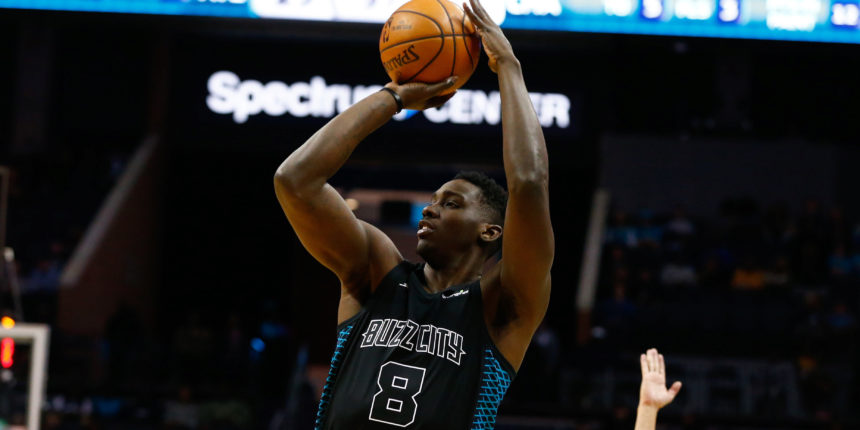 Bucks sign C/F Johnny O'Bryant to training camp deal