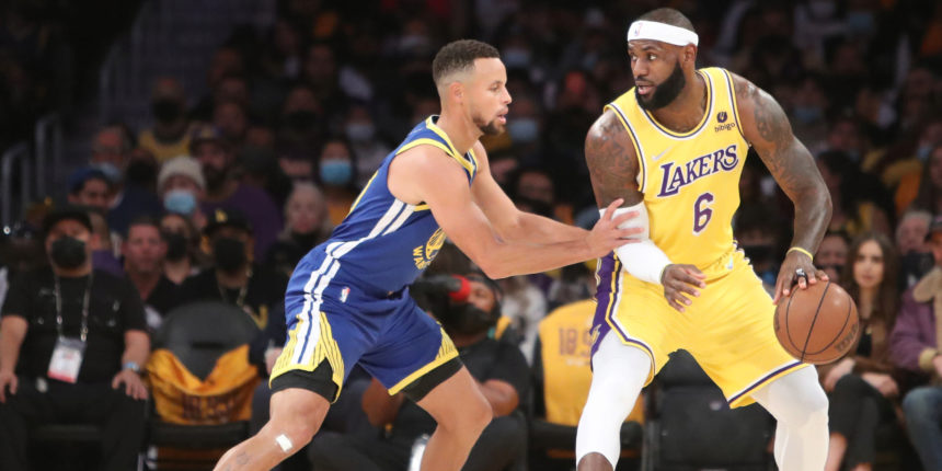 Curry, Warriors stun James, Lakers 121-114 in opener