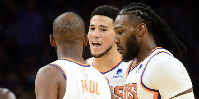 Booker scores 24 points, Suns beat Mavs for 10th straight