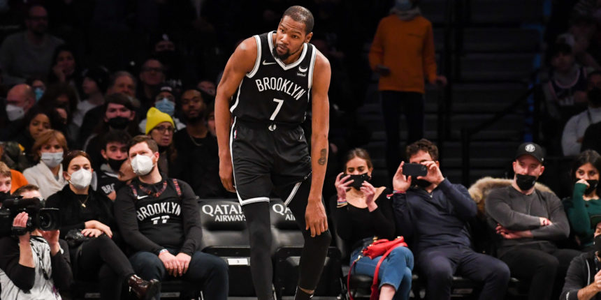 Kevin Durant leaves Nets' game with sprained left knee