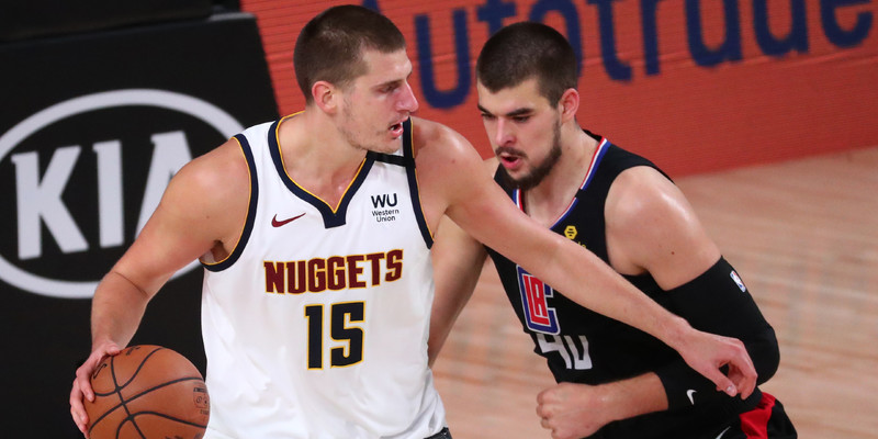 Nuggets' Jokic questionable for Game 3