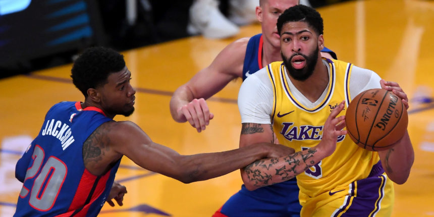 Anthony Davis 'very likely' to miss Monday's game with Achilles injury