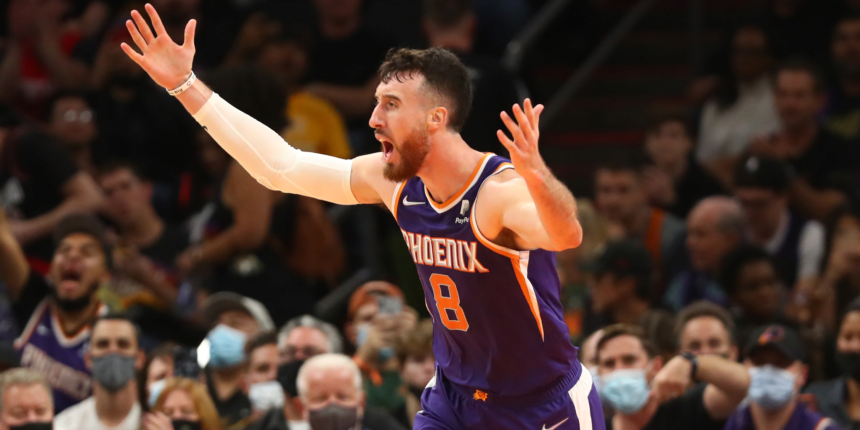 Frank Kaminsky becoming surprisingly key cog for Suns