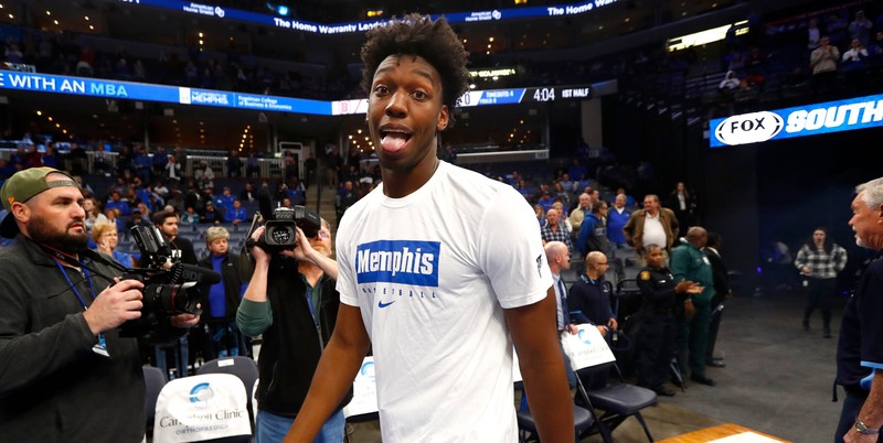 Behind-the-scenes look at James Wiseman's game, potential